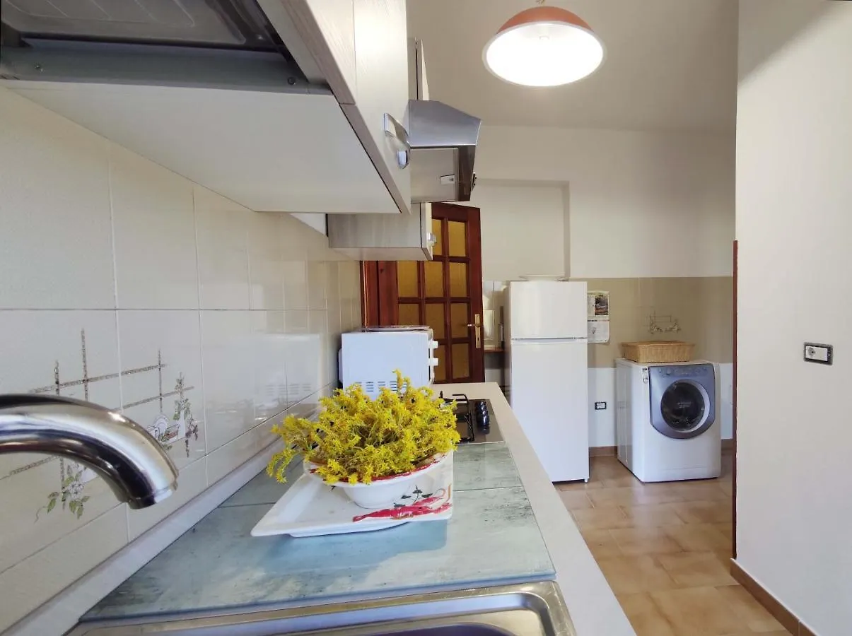 Apartamento Sa Chiriasa Monti 0*,  Italia