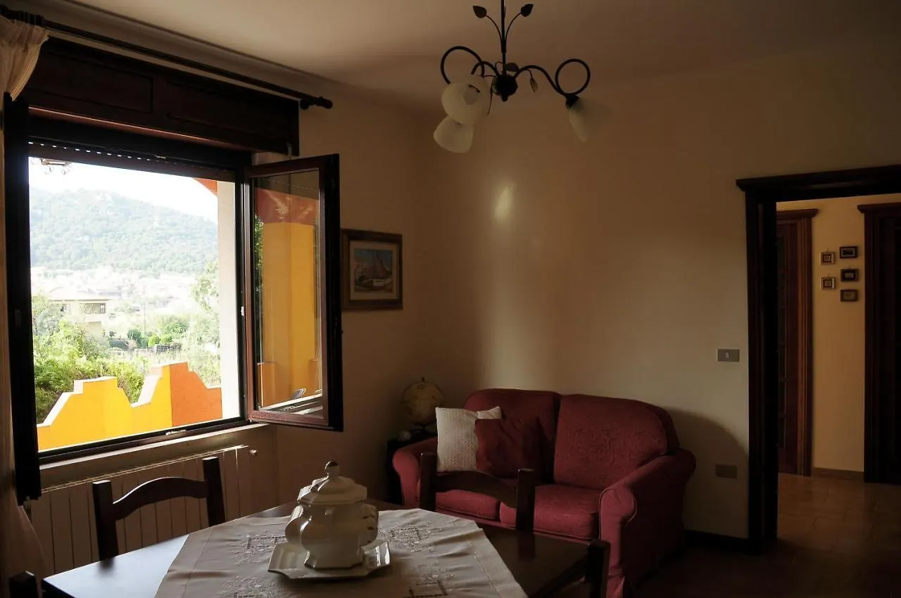 Apartamento Sa Chiriasa Monti Italia